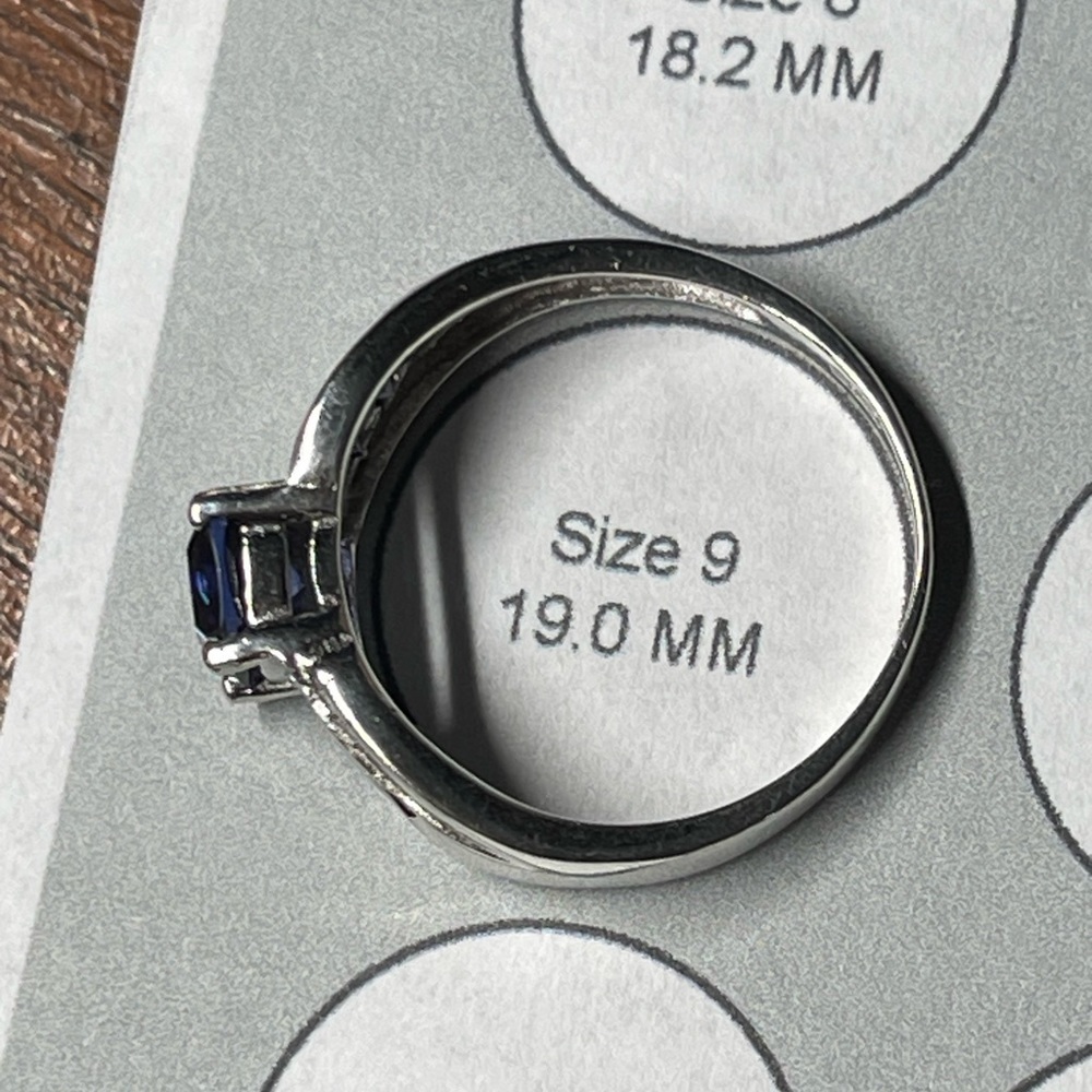 1.5 ct Lab-Created Tanzanite & Diamond Accent‎ Ring – .925 Sterling Silver-Sz 9 - Picture 6 of 6